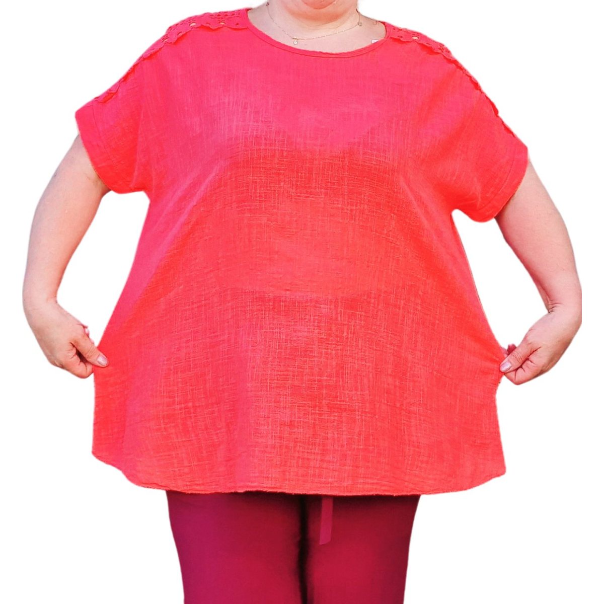 Bluza racoroasa oversize in dantelata corai