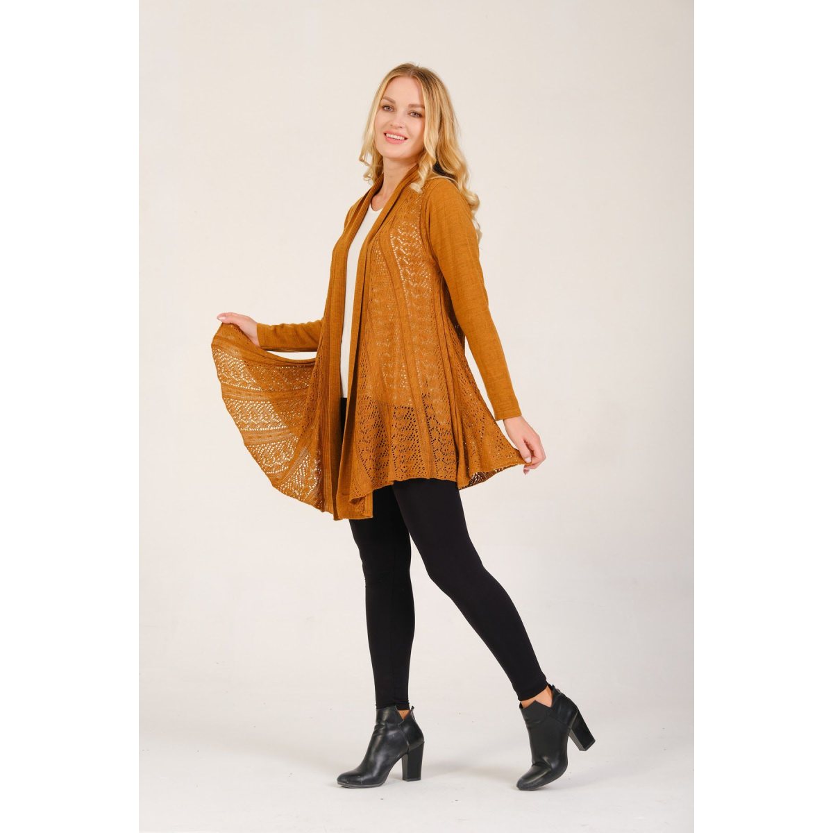 Poncho tricotat marime mare mustar asimetric